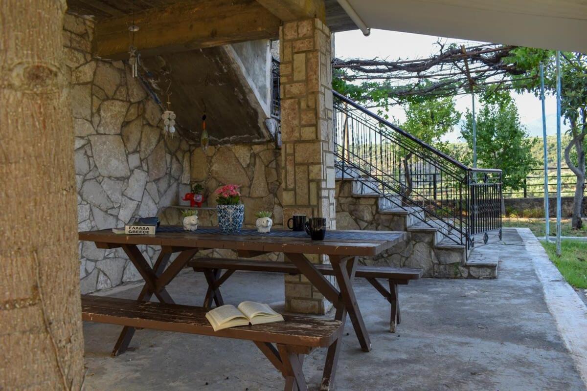 Coastal Stone Residence With Spectacular Scenery Kitriész Kültér fotó
